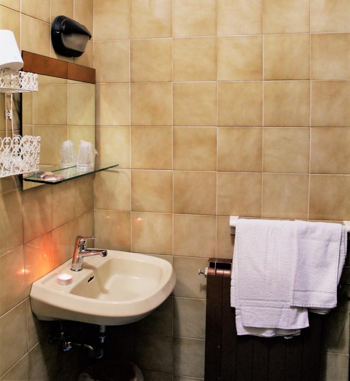 Hotel Midi Ричоне Екстериор снимка